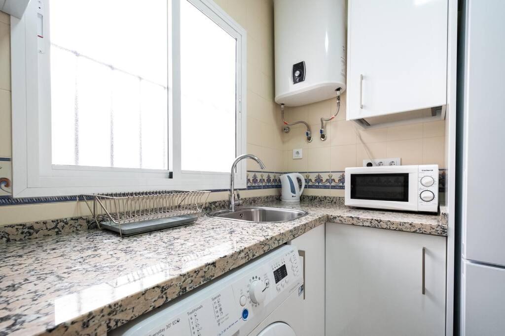 Апартаменты Apartamento Centro - Zona Arenal Севилья Экстерьер фото